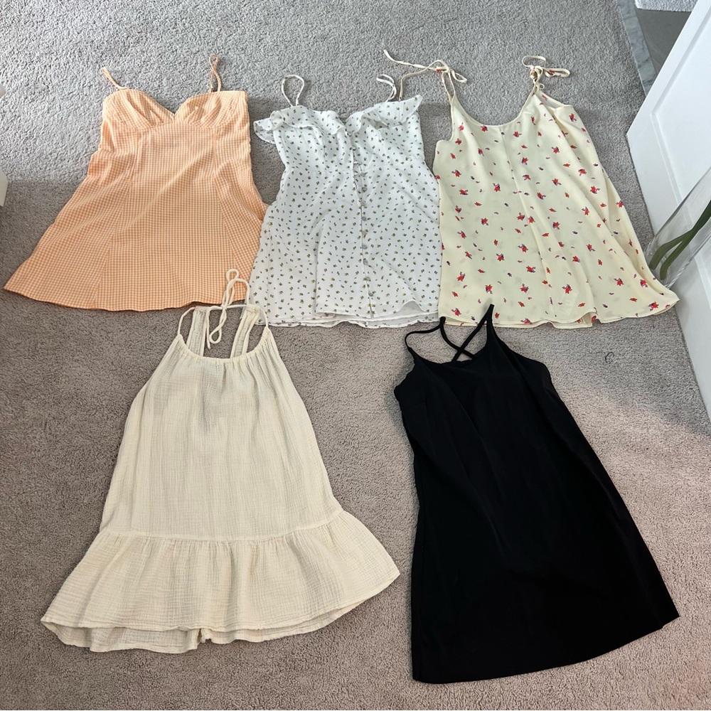 5 Medium Dresses - image 1